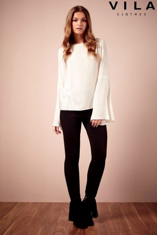 Vila Bell Sleeve Top